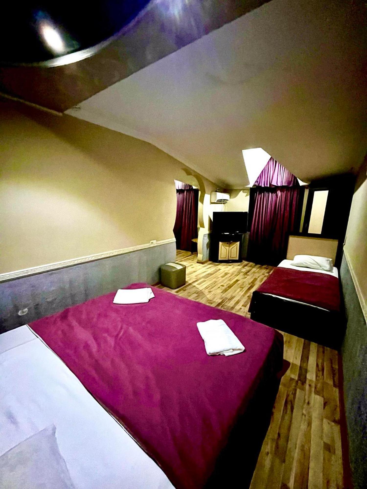 B&B Europa Hotel Kutaisi Esterno foto