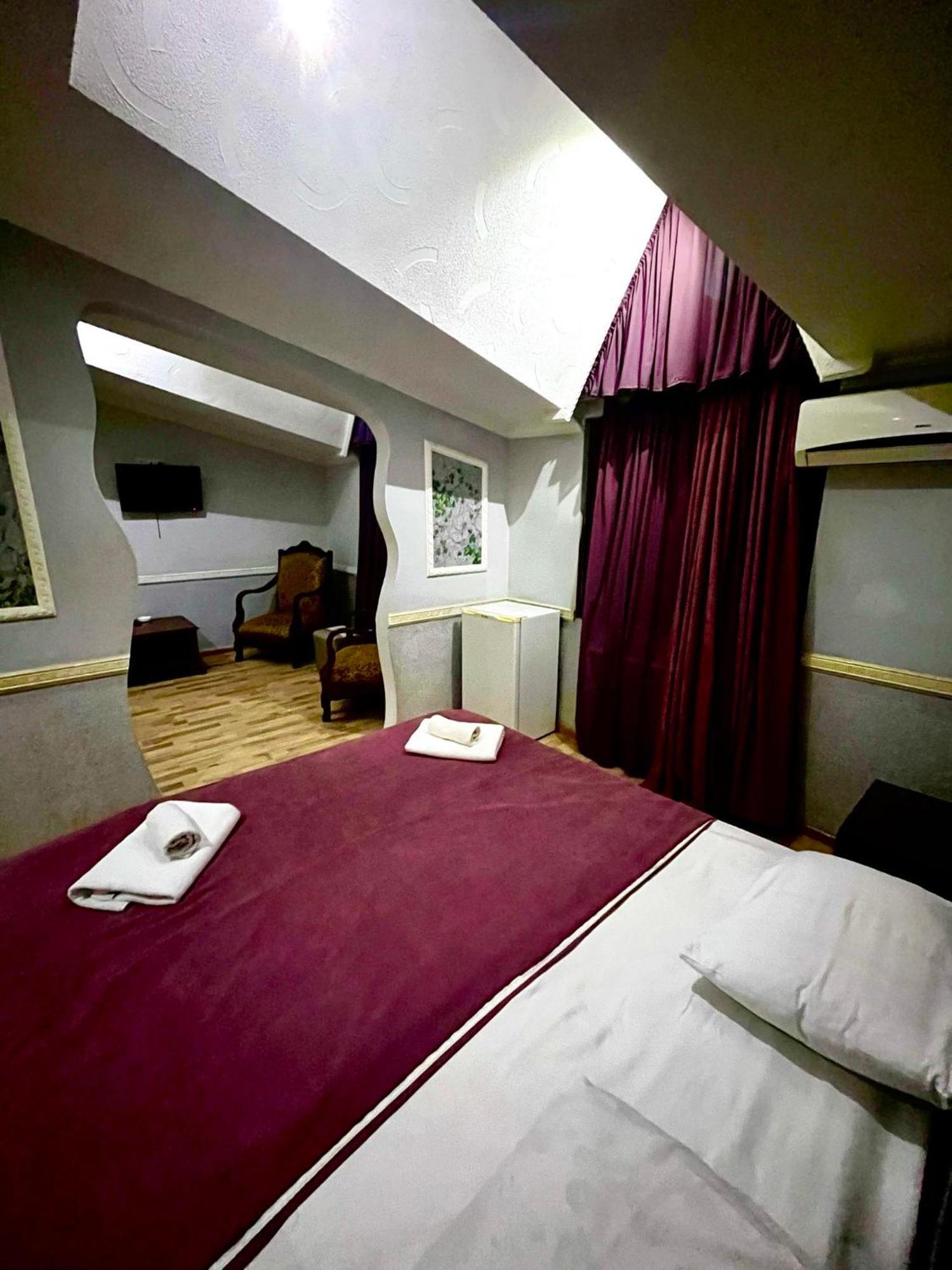 B&B Europa Hotel Kutaisi Esterno foto