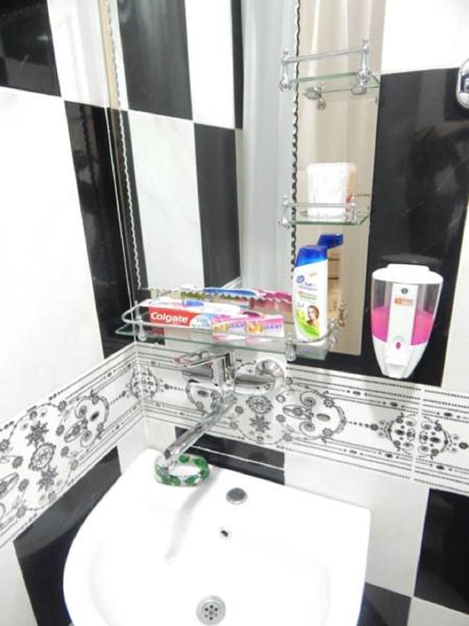 B&B Europa Hotel Kutaisi Esterno foto