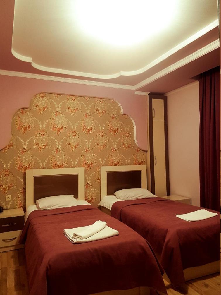 B&B Europa Hotel Kutaisi Esterno foto