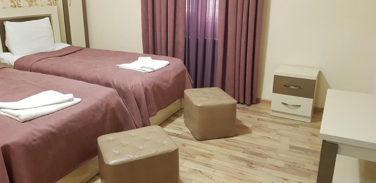 B&B Europa Hotel Kutaisi Esterno foto