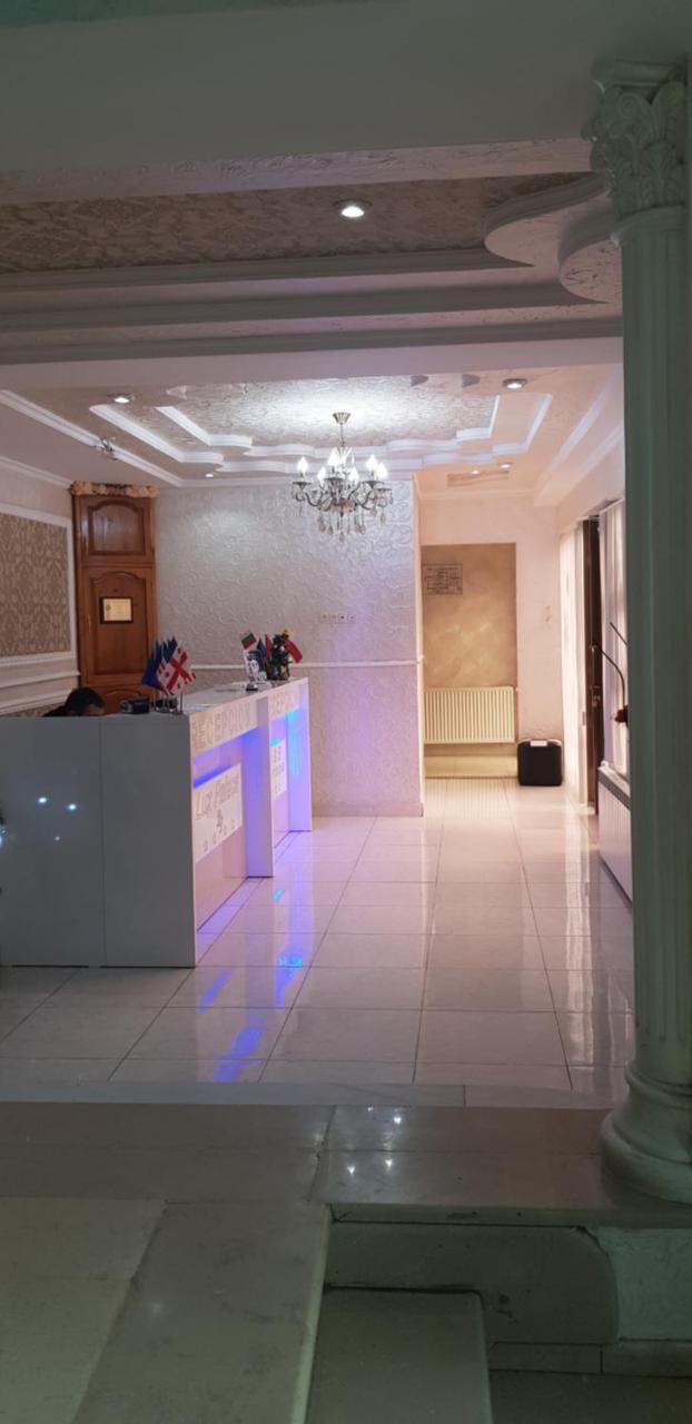 B&B Europa Hotel Kutaisi Esterno foto